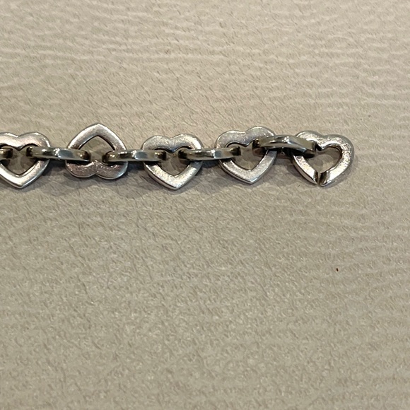 Tiffany & Co. Heart Link Bracelet, Sterling Silver - Picture 3 of 7